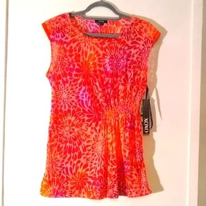 NWT XOXO asymmetrical Top, sz L